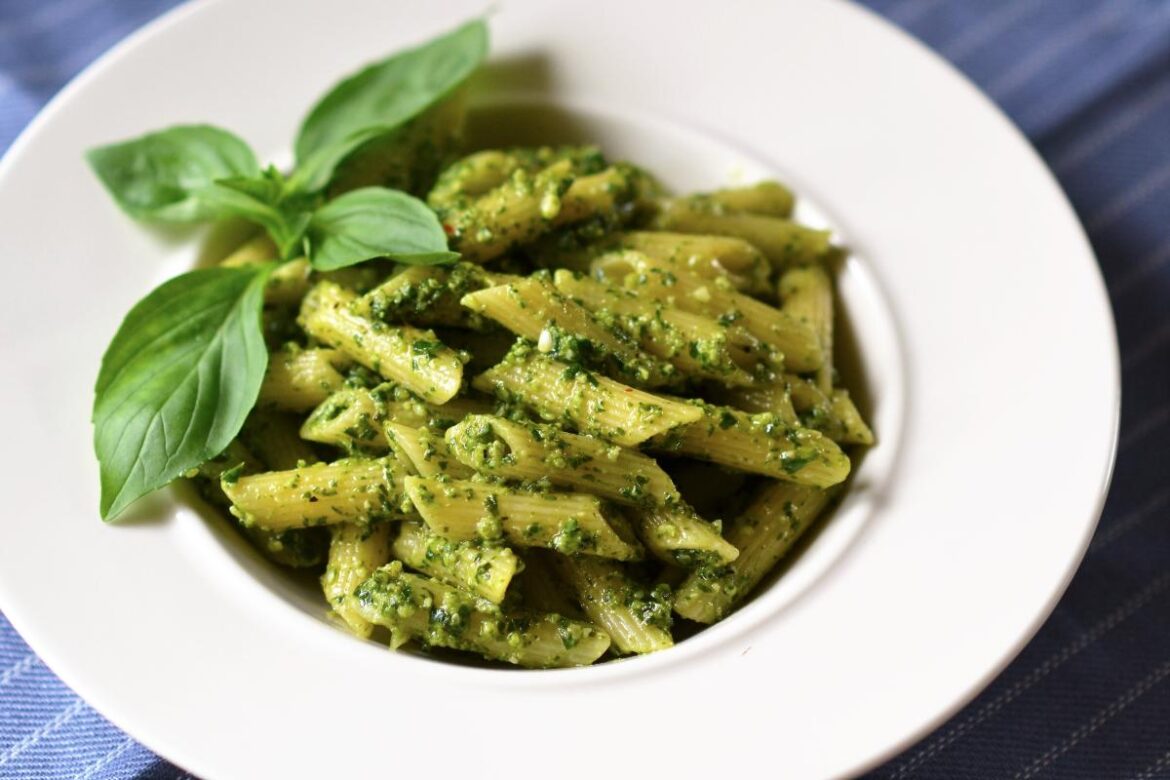 Easy Pesto Pasta