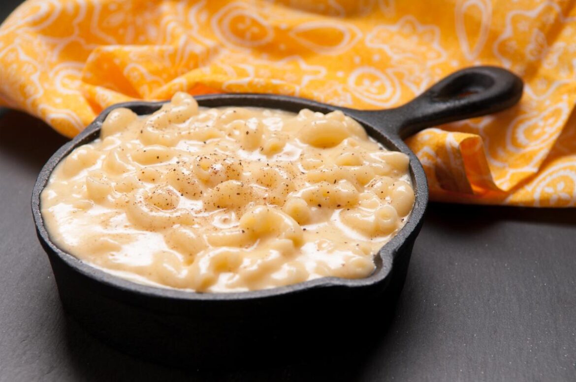 Super Simple Vegan Mac and Cheese